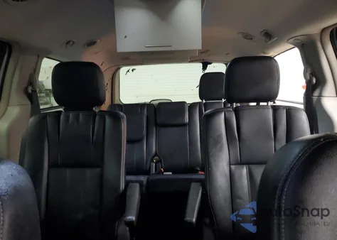 2016 Chrysler Town & Country Touring из США, поврежденный, VIN 2C4RC1BG9GR157654